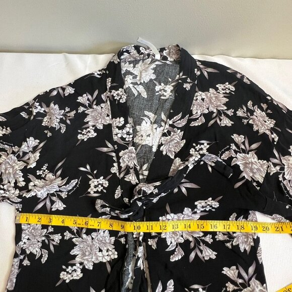 Spiritual Gangster Womens Maya Kimono Robe One Size Black Floral Lightweight - Picture 8 of 9